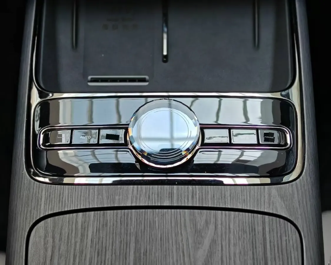 2025 Geely Galaxy Starshine 8 1.5T 163HP L4 3DHT PHEV 27.69KWH,autocango,china used car exporter,china ev exporter,chinese used car exporter,chinese used ev exporter