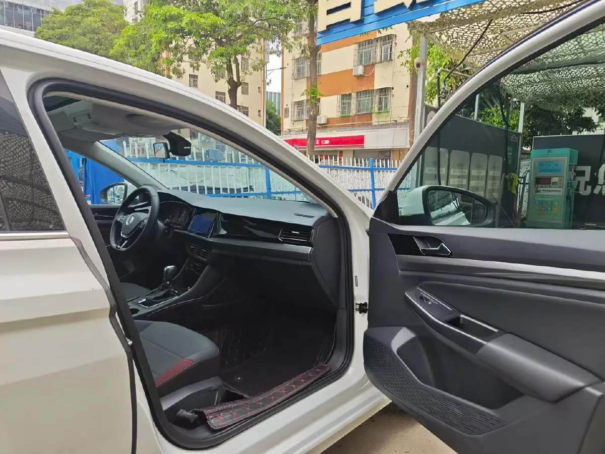 2021 Volkswagen Bora 1.2T 116HP L4 7DCT,autocango,china used car exporter,china ev exporter,chinese used car exporter,chinese used ev exporter