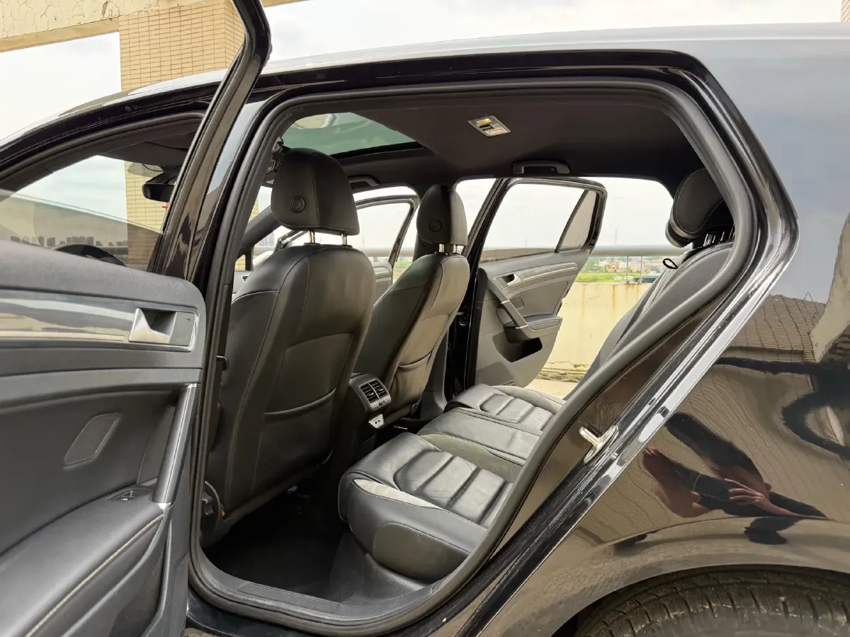 2020 Volkswagen Golf 1.4T 150HP L4 7DCT,autocango,china used car exporter,china ev exporter,chinese used car exporter,chinese used ev exporter