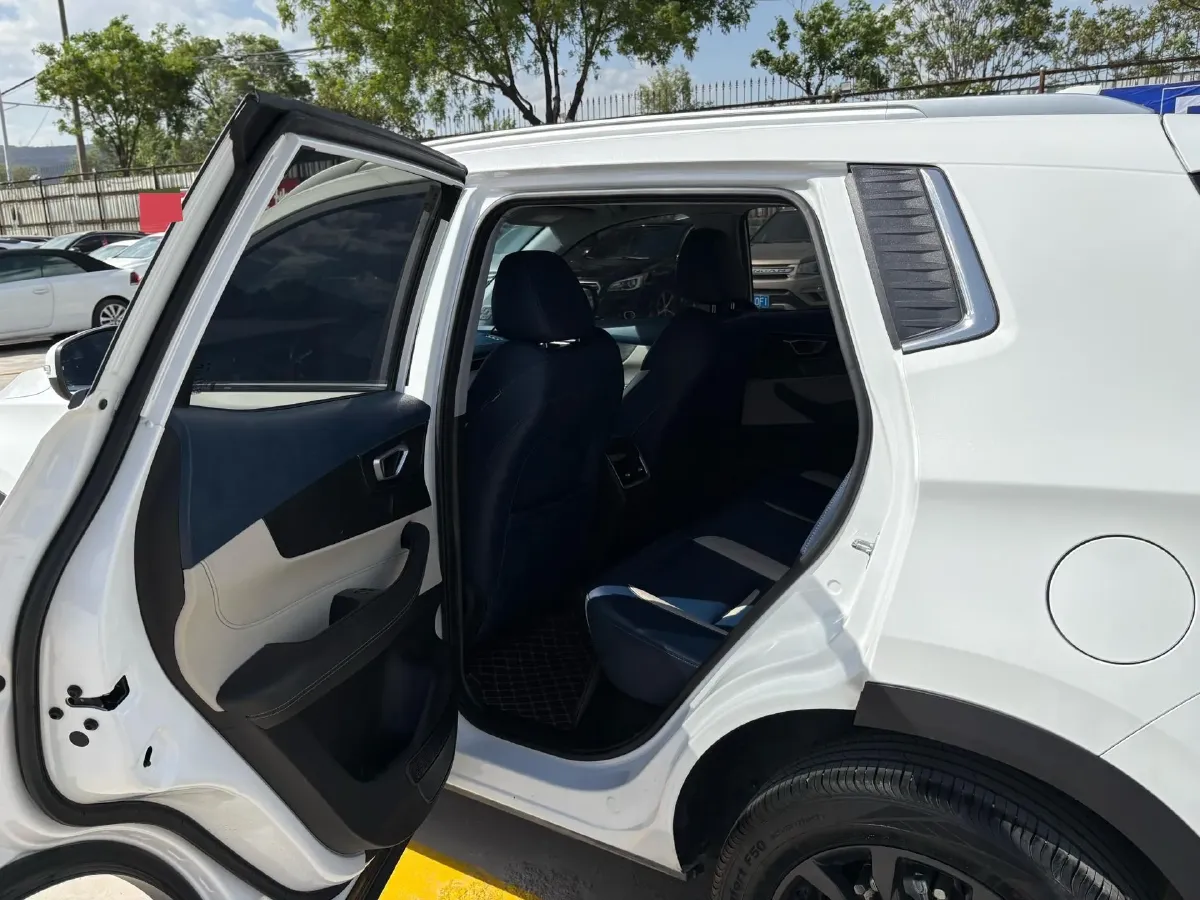 2022 Chery Tiggo 5x 1.5T 156HP L4 CVT,autocango,china used car exporter,china ev exporter,chinese used car exporter,chinese used ev exporter