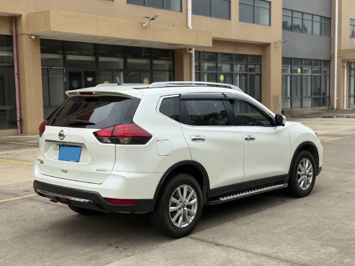 2022 Nissan X-Trail 2.0L 151HP L4 CVT,autocango,china used car exporter,china ev exporter,chinese used car exporter,chinese used ev exporter