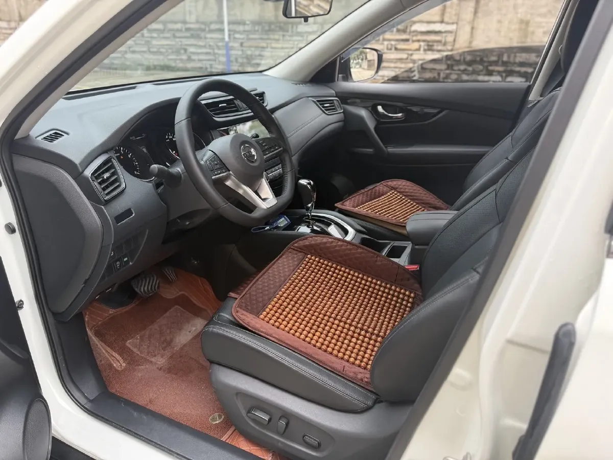 2022 Nissan X-Trail 2.0L 151HP L4 CVT,autocango,china used car exporter,china ev exporter,chinese used car exporter,chinese used ev exporter