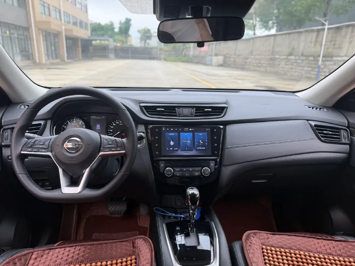 2022 Nissan X-Trail 2.0L 151HP L4 CVT,autocango,china used car exporter,china ev exporter,chinese used car exporter,chinese used ev exporter