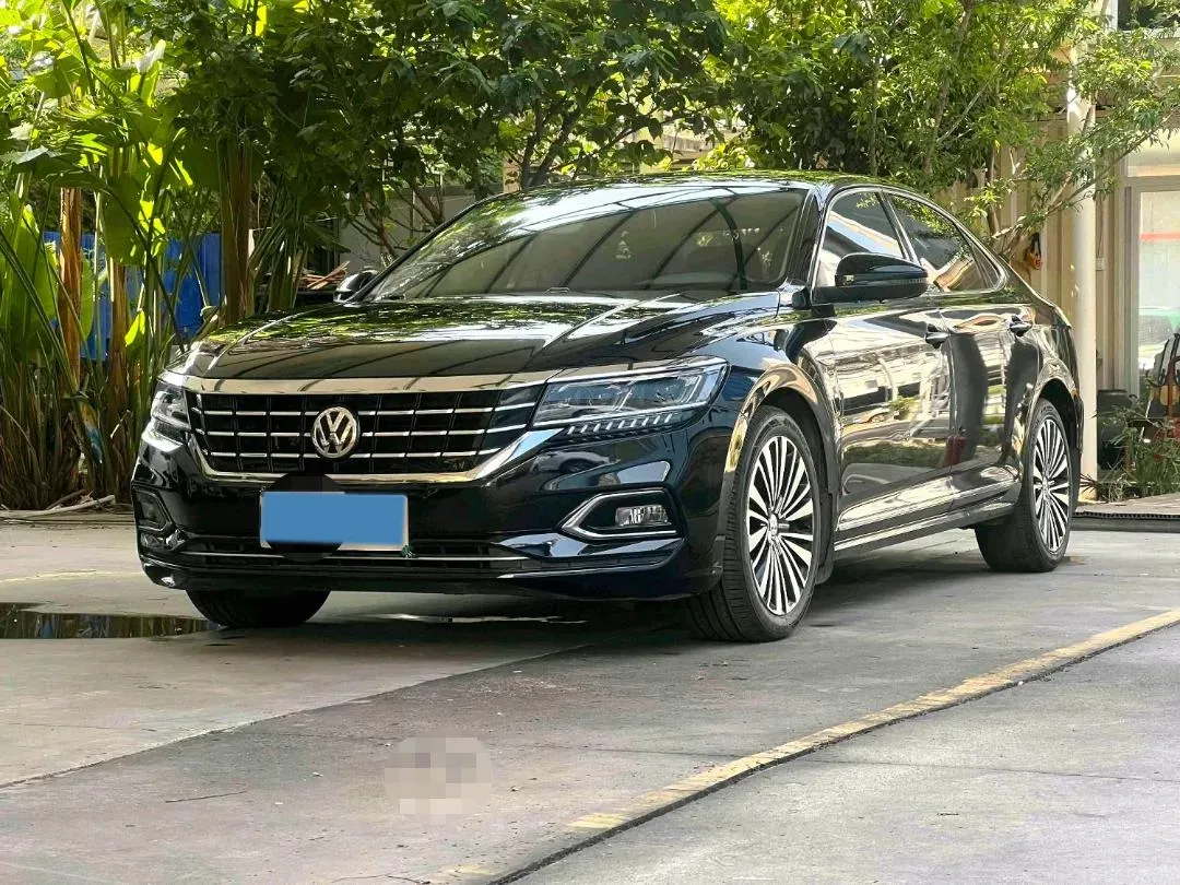 2019 Volvo V40 1.5T 152HP L4 6AT,autocango,china used car exporter,china ev exporter,chinese used car exporter,chinese used ev exporter