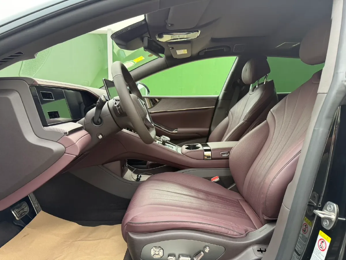 2024 Denza DenzaZ9GT 2.0T 207HP L4 E-CVT PHEV 38.5KWH,autocango,china used car exporter,china ev exporter,chinese used car exporter,chinese used ev exporter