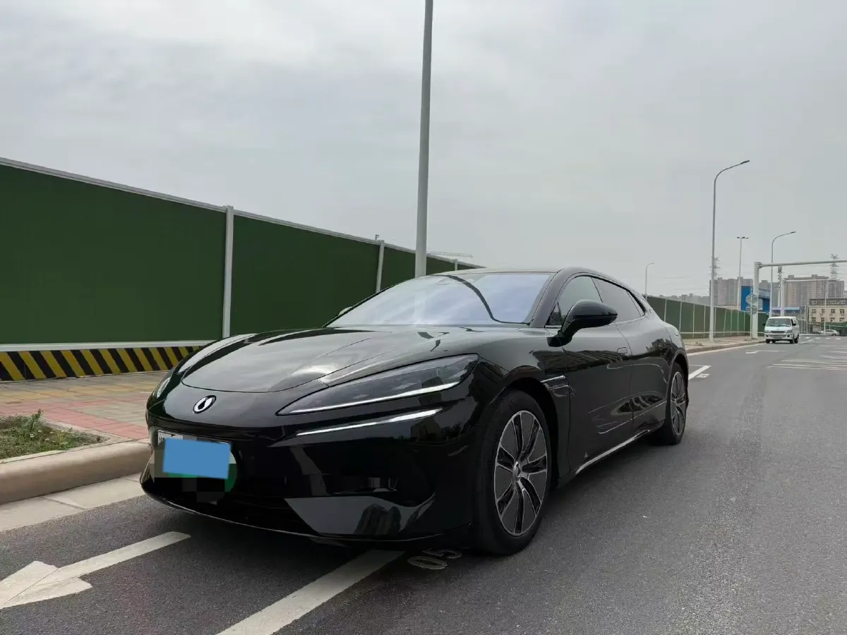 2024 Denza DenzaZ9GT 2.0T 207HP L4 E-CVT PHEV 38.5KWH,autocango,china used car exporter,china ev exporter,chinese used car exporter,chinese used ev exporter