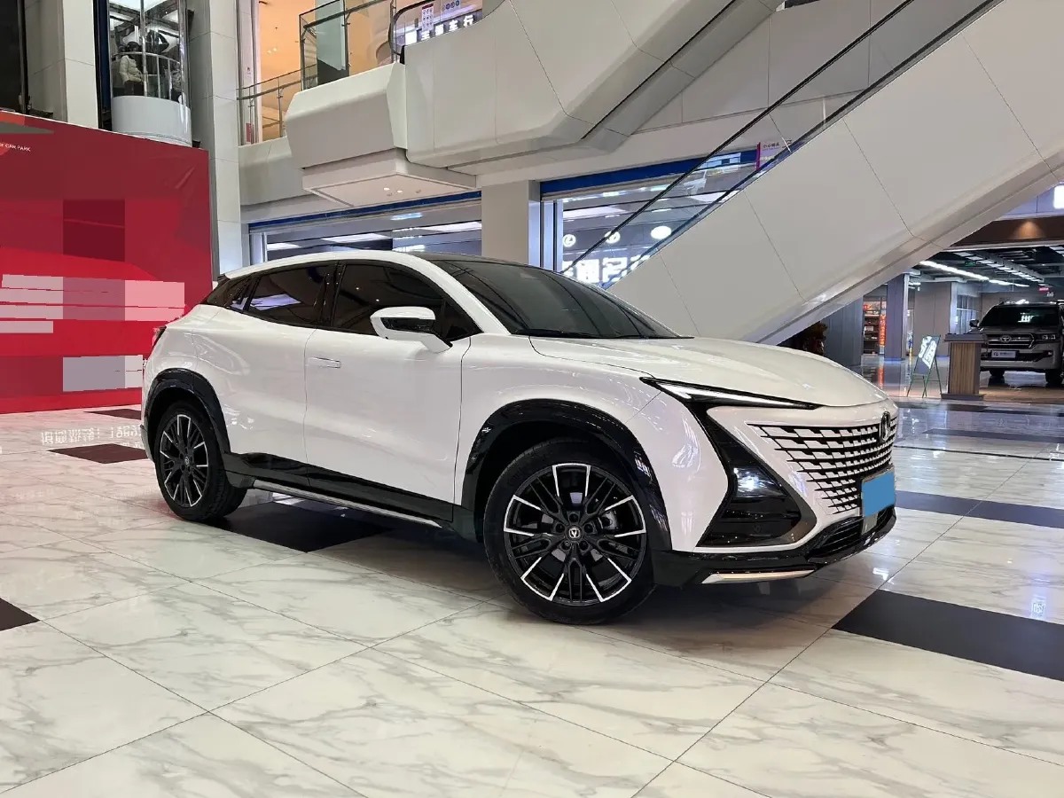 2023 ChangAn UNI-T 1.5T 188HP L4 7DCT,autocango,china used car exporter,china ev exporter,chinese used car exporter,chinese used ev exporter