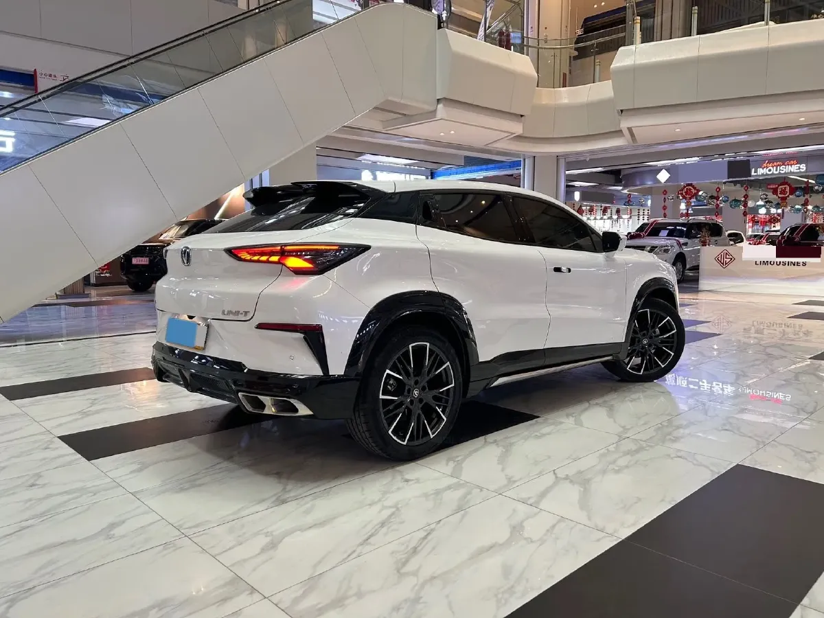 2023 ChangAn UNI-T 1.5T 188HP L4 7DCT,autocango,china used car exporter,china ev exporter,chinese used car exporter,chinese used ev exporter
