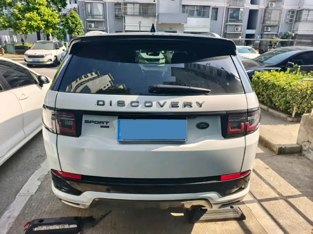 2023 Land Rover Discovery Sport 2.0T 249HP L4 9AT,autocango,china used car exporter,china ev exporter,chinese used car exporter,chinese used ev exporter