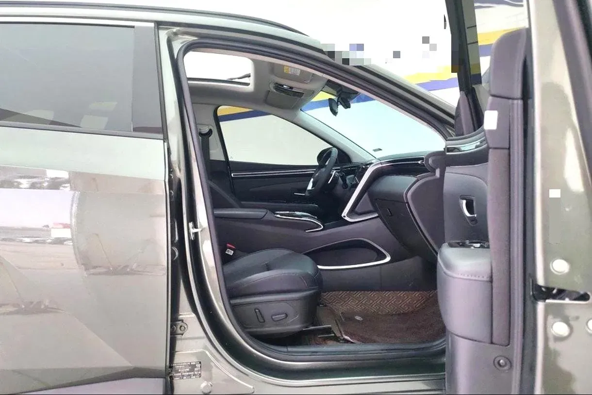 2023 Hyundai Tucson 1.5T 200HP L4 8AT,autocango,china used car exporter,china ev exporter,chinese used car exporter,chinese used ev exporter