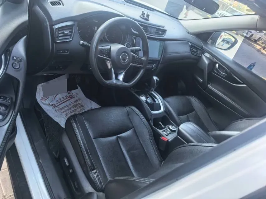 2021 Nissan X-Trail 2.5L 181HP L4 CVT,autocango,china used car exporter,china ev exporter,chinese used car exporter,chinese used ev exporter