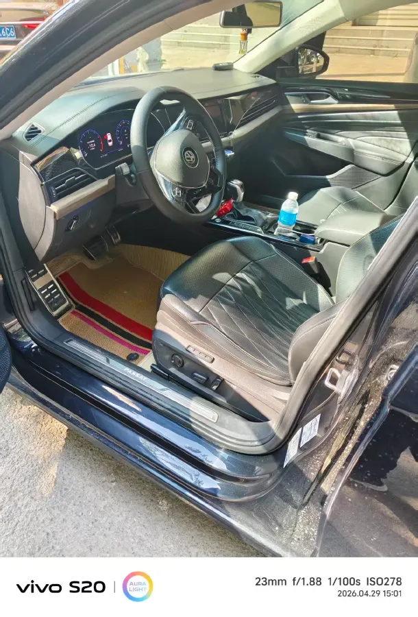 2019 Volvo V40 1.5T 152HP L4 6AT,autocango,china used car exporter,china ev exporter,chinese used car exporter,chinese used ev exporter