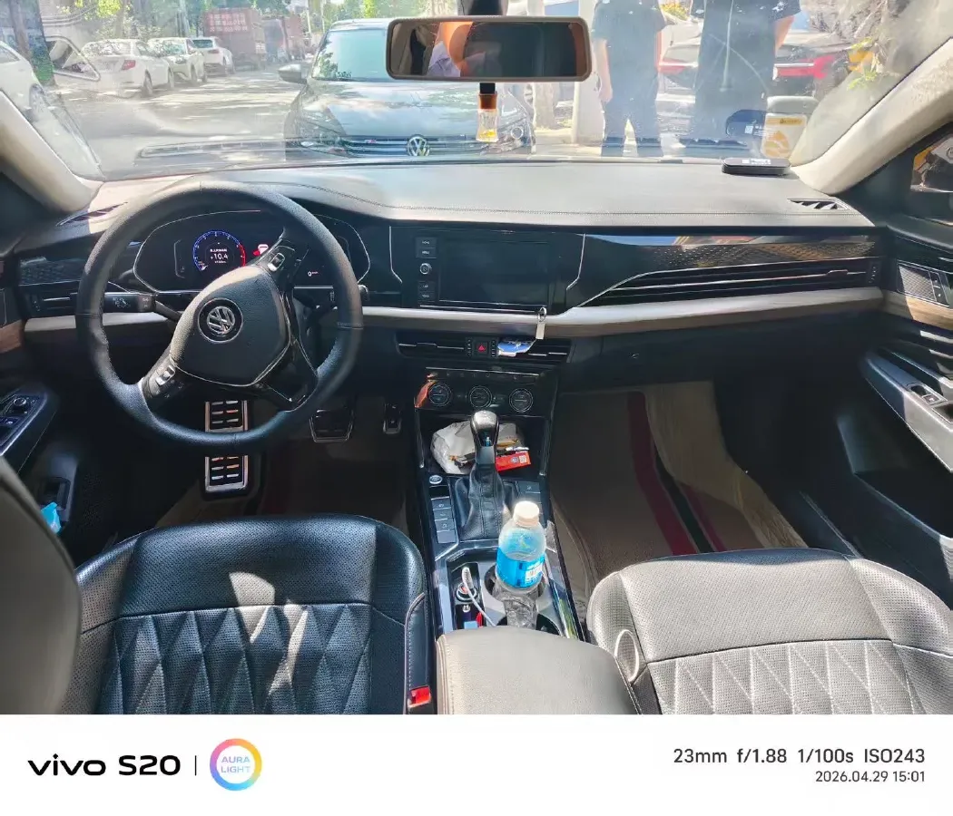 2019 Volvo V40 1.5T 152HP L4 6AT,autocango,china used car exporter,china ev exporter,chinese used car exporter,chinese used ev exporter