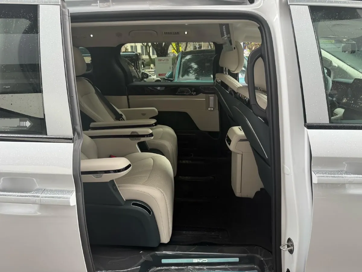 2026 BYD Xia 1.5T 156HP L4 E-CVT PHEV,autocango,china used car exporter,china ev exporter,chinese used car exporter,chinese used ev exporter