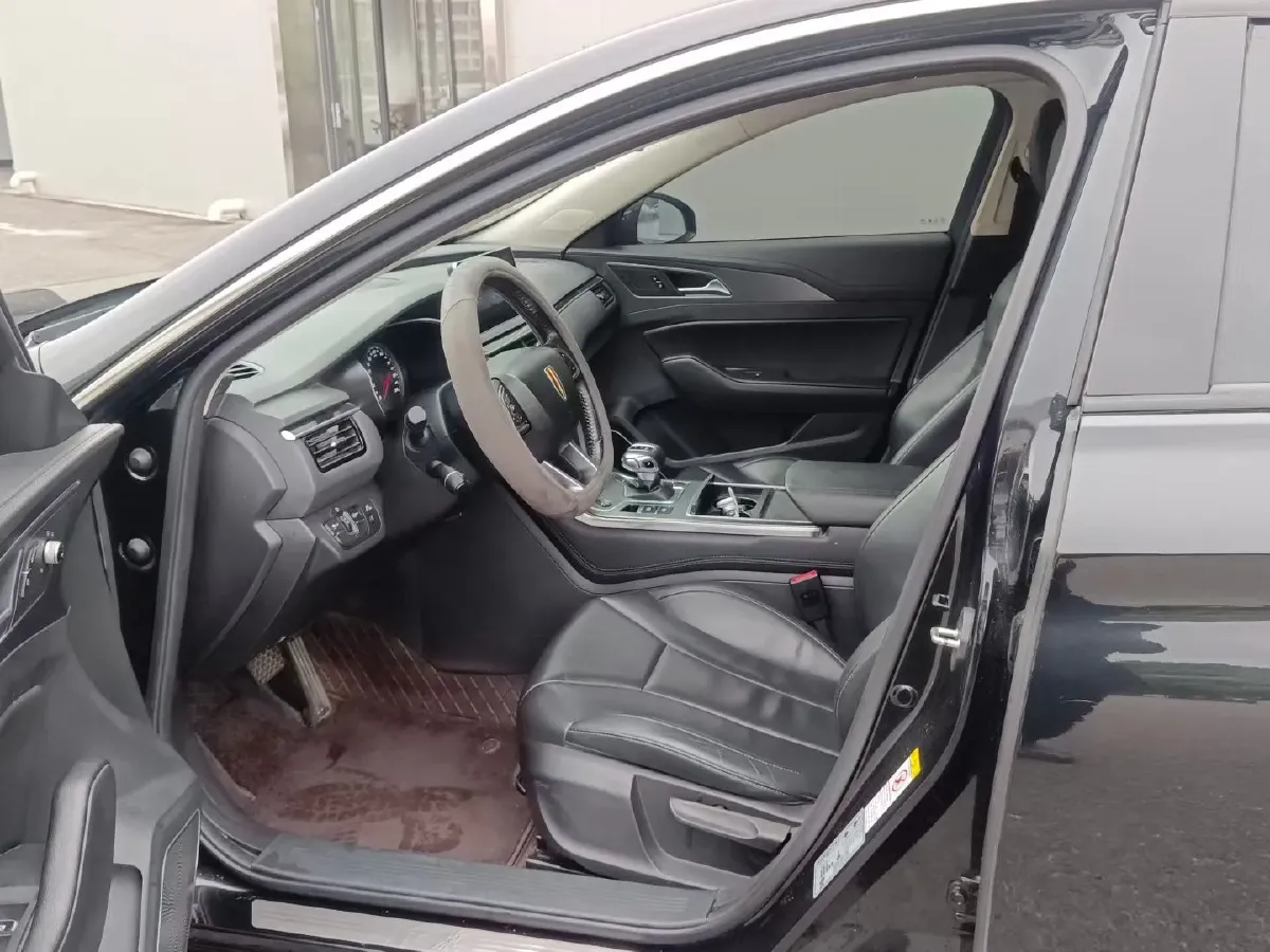 2020 HongQi H5 1.5T 169HP L4 7DCT,autocango,china used car exporter,china ev exporter,chinese used car exporter,chinese used ev exporter