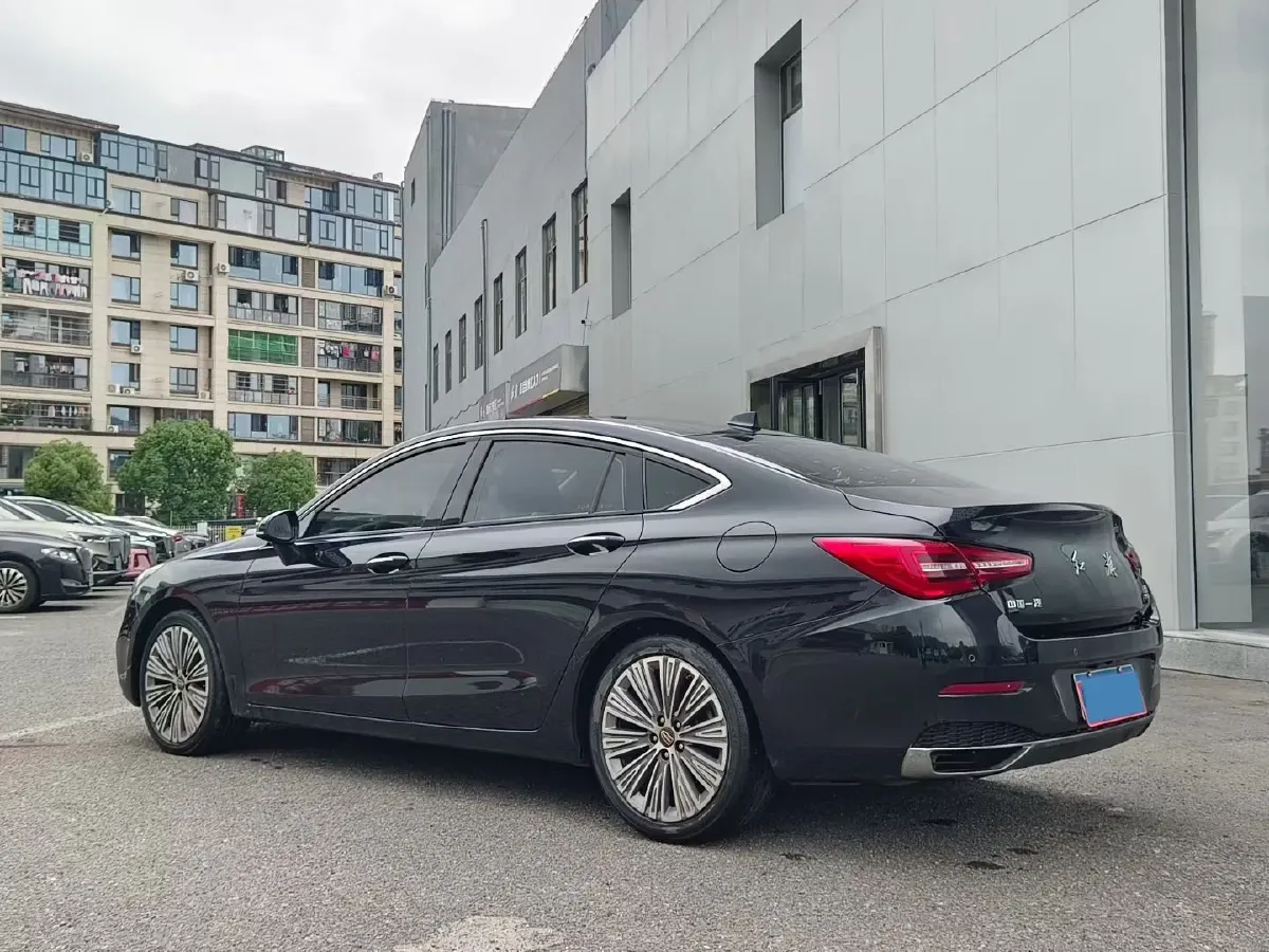 2020 HongQi H5 1.5T 169HP L4 7DCT,autocango,china used car exporter,china ev exporter,chinese used car exporter,chinese used ev exporter