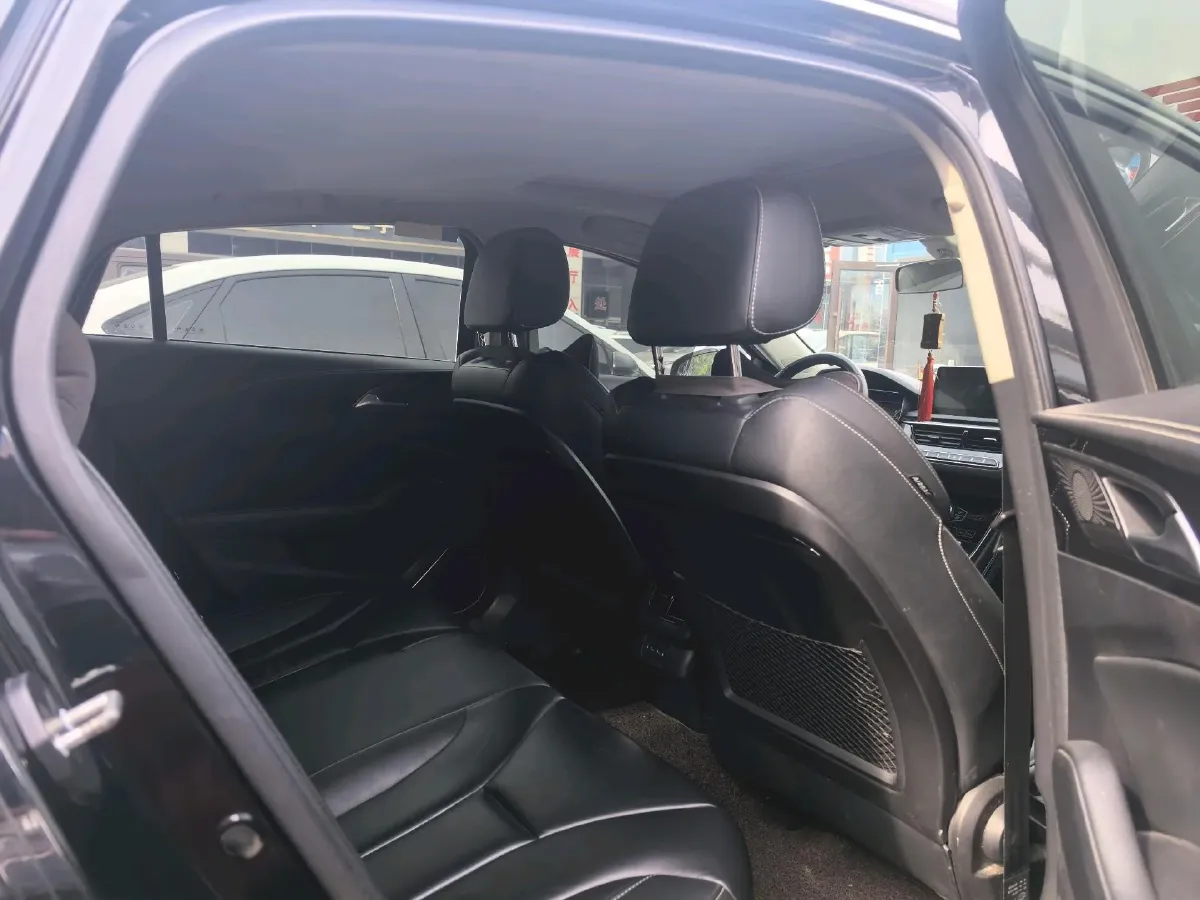 2019 HongQi H5 1.8T 180HP L4 6AT,autocango,china used car exporter,china ev exporter,chinese used car exporter,chinese used ev exporter