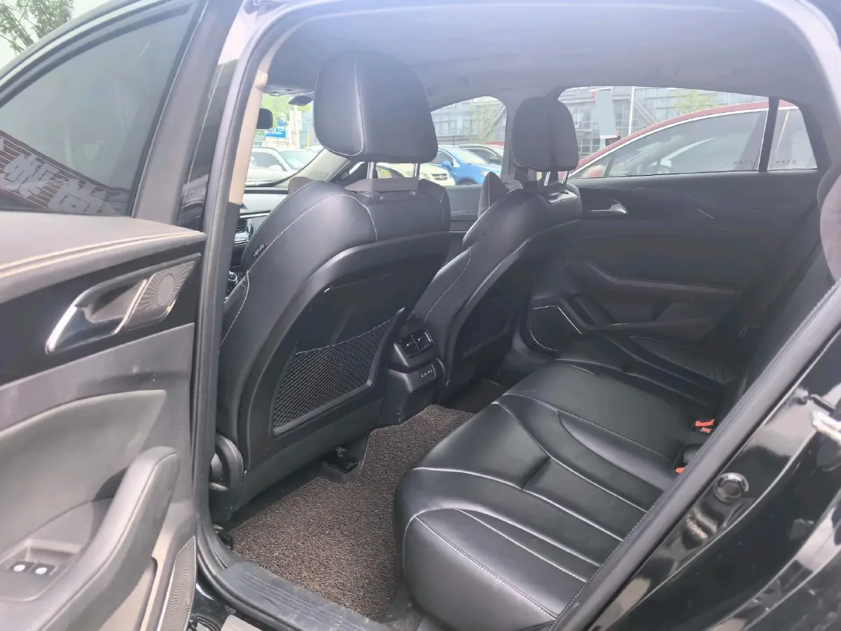 2019 HongQi H5 1.8T 180HP L4 6AT,autocango,china used car exporter,china ev exporter,chinese used car exporter,chinese used ev exporter