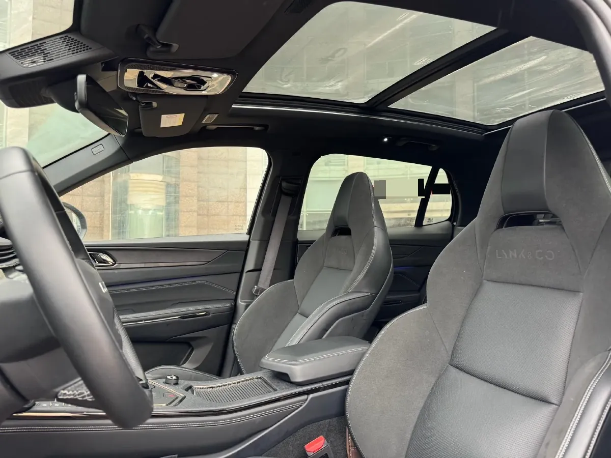 2022 LYNK&CO 05 2.0T 254HP L4 8AT,autocango,china used car exporter,china ev exporter,chinese used car exporter,chinese used ev exporter