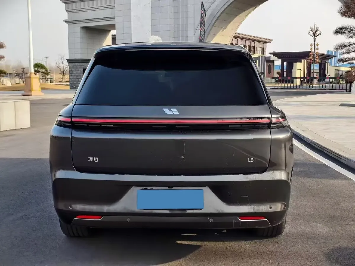 2025 Li L8 Range Extended 154HP REEV,autocango,china used car exporter,china ev exporter,chinese used car exporter,chinese used ev exporter