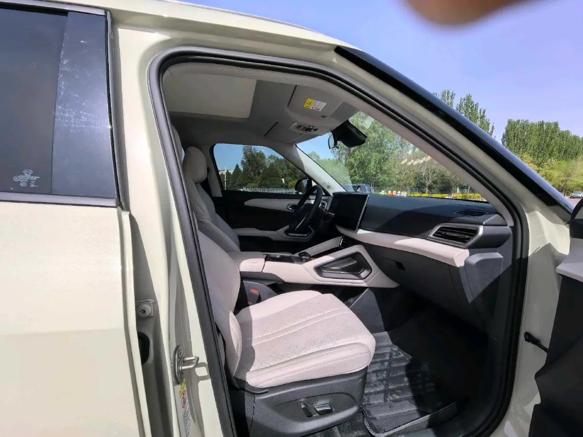 2024 BYD YuanUP BEV 45.12KWH,autocango,china used car exporter,china ev exporter,chinese used car exporter,chinese used ev exporter