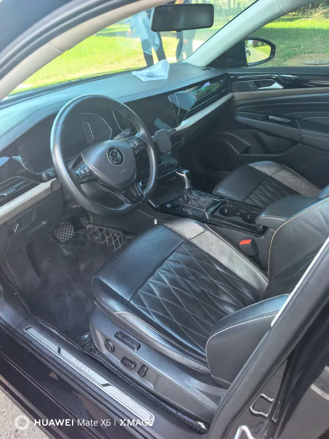 2020 Volkswagen Passat 2.0T 186HP L4 7DCT,autocango,china used car exporter,china ev exporter,chinese used car exporter,chinese used ev exporter