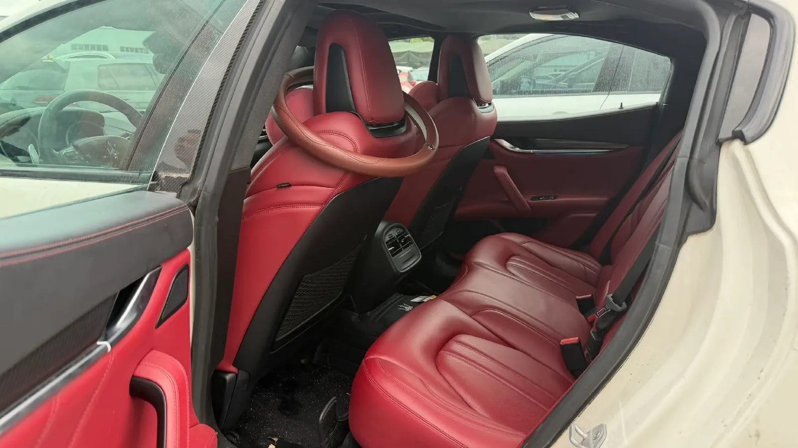 2017 Maserati Ghibli 3.0T 350HP V6 8AT,autocango,china used car exporter,china ev exporter,chinese used car exporter,chinese used ev exporter