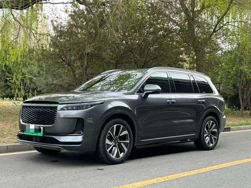 2021 Li ONE Range Extended 131HP REEV 40.5KWH,autocango,china used car exporter,china ev exporter,chinese used car exporter,chinese used ev exporter