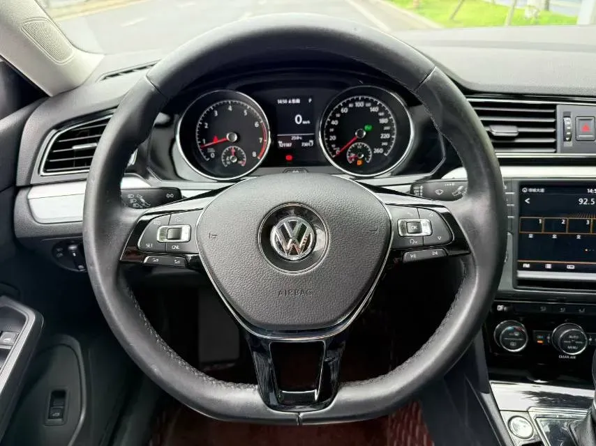 2018 Volkswagen Lamando 1.4T 150HP L4 7DCT,autocango,china used car exporter,china ev exporter,chinese used car exporter,chinese used ev exporter