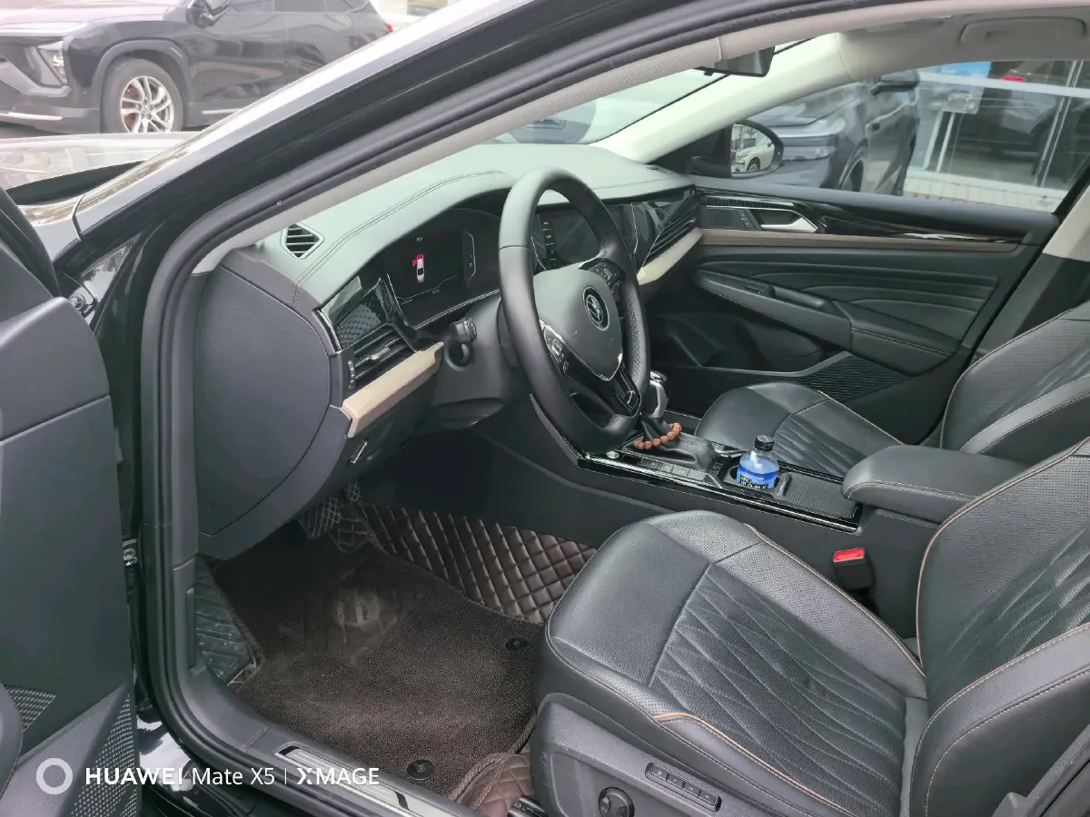 2021 Volkswagen Passat 2.0T 186HP L4 7DCT,autocango,china used car exporter,china ev exporter,chinese used car exporter,chinese used ev exporter