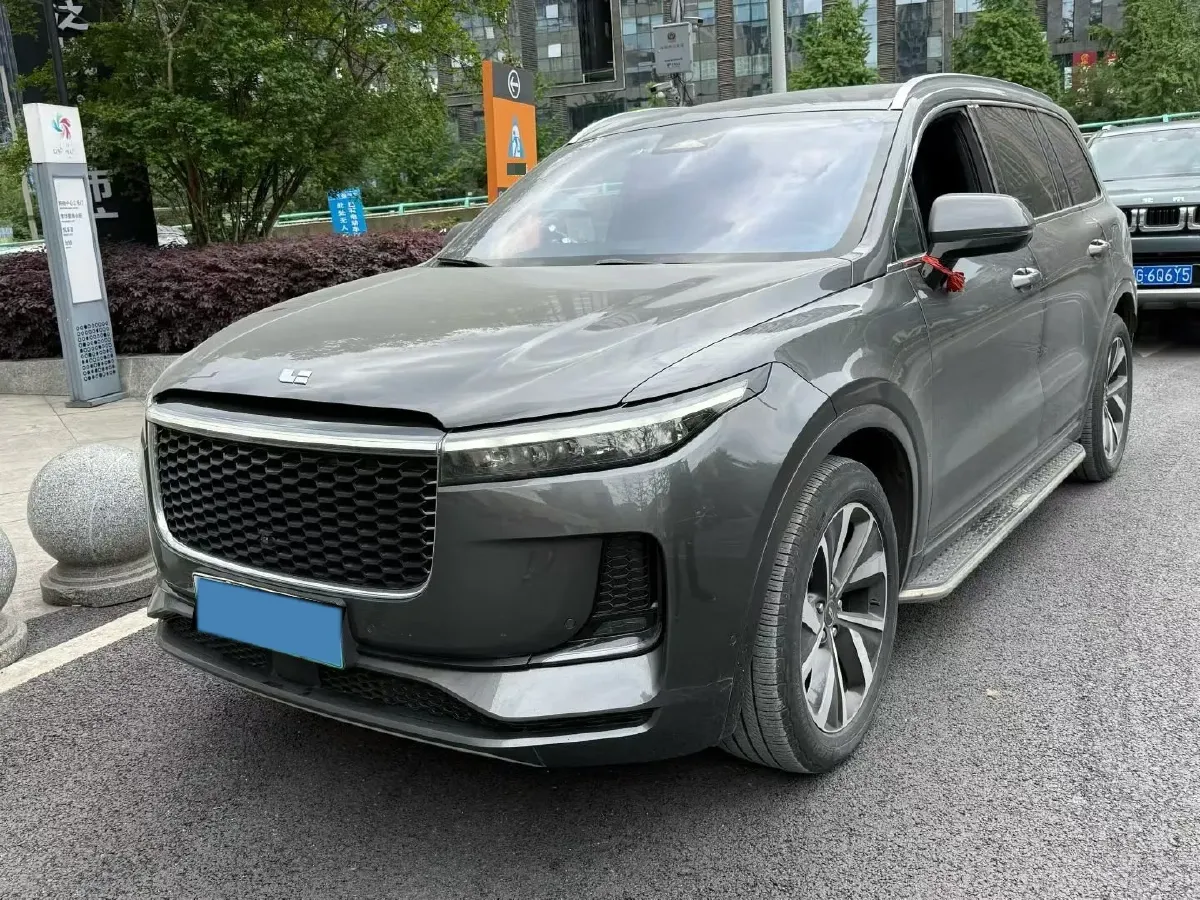 2021 Li ONE Range Extended 131HP REEV 40.5KWH,autocango,china used car exporter,china ev exporter,chinese used car exporter,chinese used ev exporter