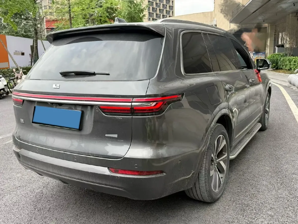 2021 Li ONE Range Extended 131HP REEV 40.5KWH,autocango,china used car exporter,china ev exporter,chinese used car exporter,chinese used ev exporter