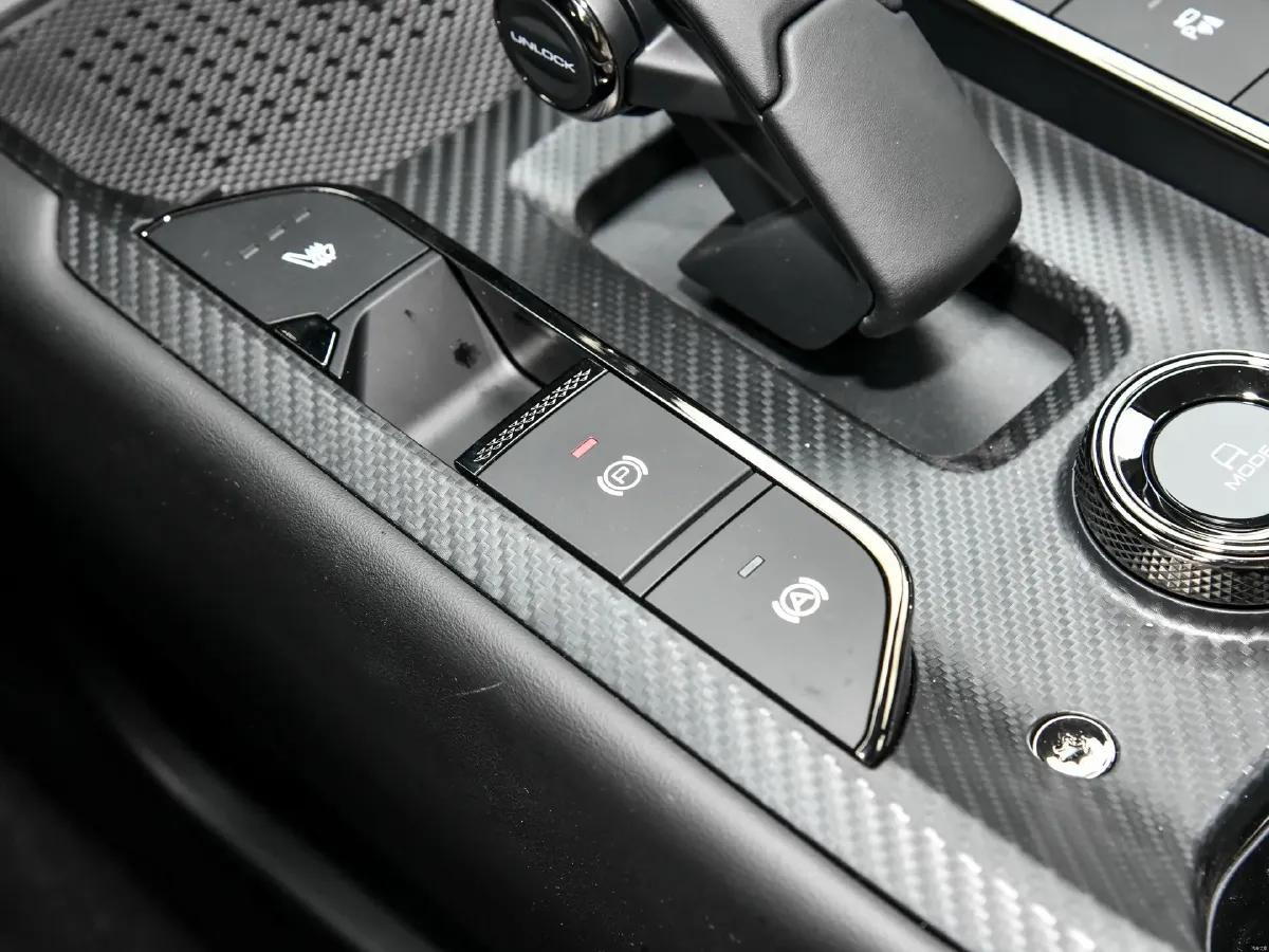 2024 Haval Raptor 1.5T 167HP L4 2DHT PHEV 27.54KWH,autocango,china used car exporter,china ev exporter,chinese used car exporter,chinese used ev exporter