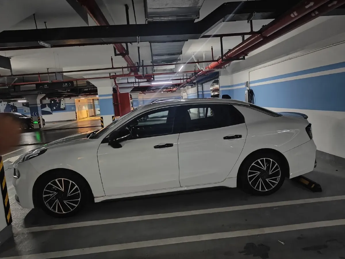 2021 LYNK&CO 03 1.5T 180HP L3 7DCT,autocango,china used car exporter,china ev exporter,chinese used car exporter,chinese used ev exporter