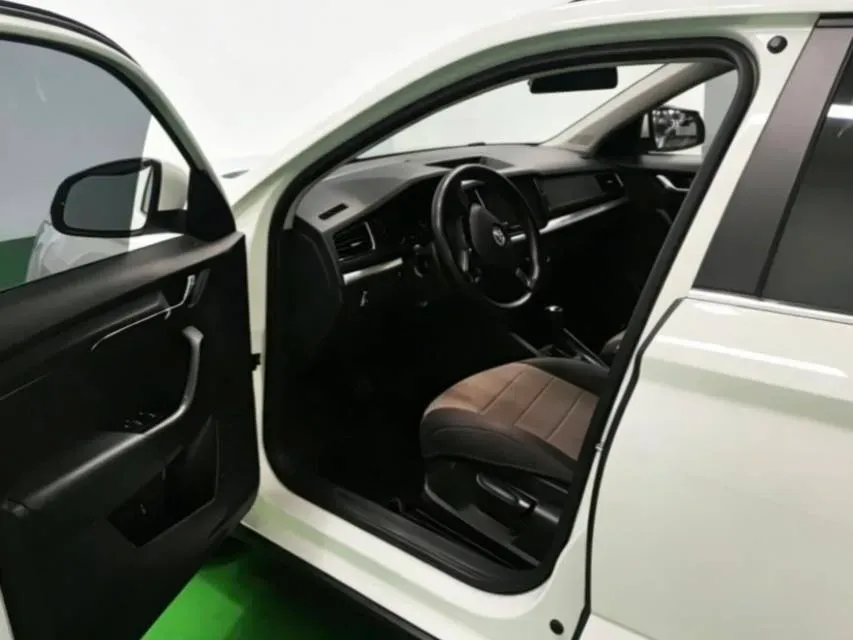 2022 Skoda Kamiq 1.5L 112HP L4 6AT,autocango,china used car exporter,china ev exporter,chinese used car exporter,chinese used ev exporter
