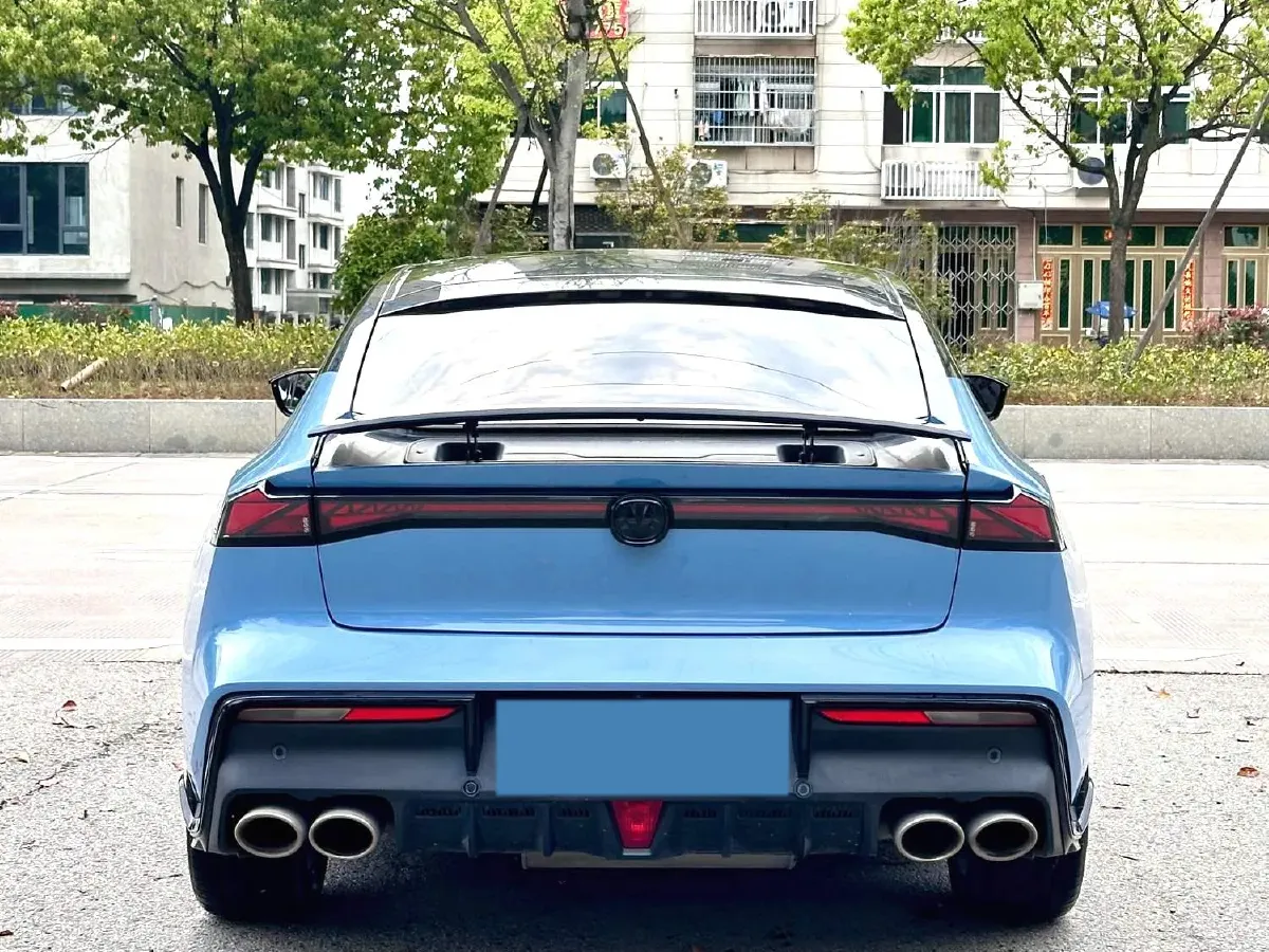 2023 ChangAn UNI-V 1.5T 188HP L4 7DCT,autocango,china used car exporter,china ev exporter,chinese used car exporter,chinese used ev exporter