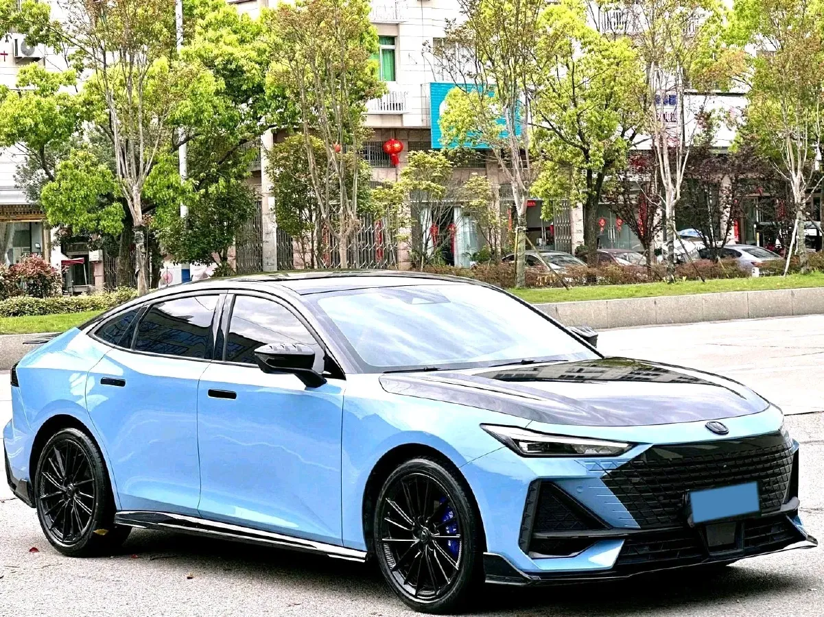 2023 ChangAn UNI-V 1.5T 188HP L4 7DCT,autocango,china used car exporter,china ev exporter,chinese used car exporter,chinese used ev exporter