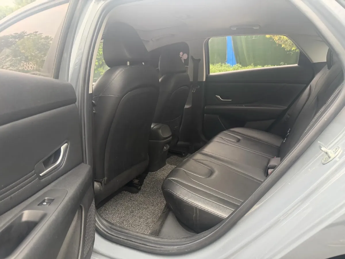 2021 Hyundai Elantra 1.5L 115HP L4 CVT,autocango,china used car exporter,china ev exporter,chinese used car exporter,chinese used ev exporter