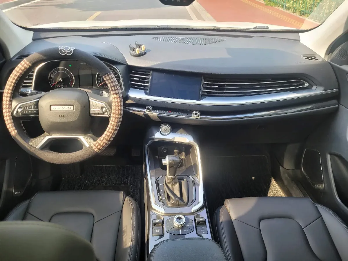 2017 Haval H6 1.5T 169HP L4 7DCT,autocango,china used car exporter,china ev exporter,chinese used car exporter,chinese used ev exporter