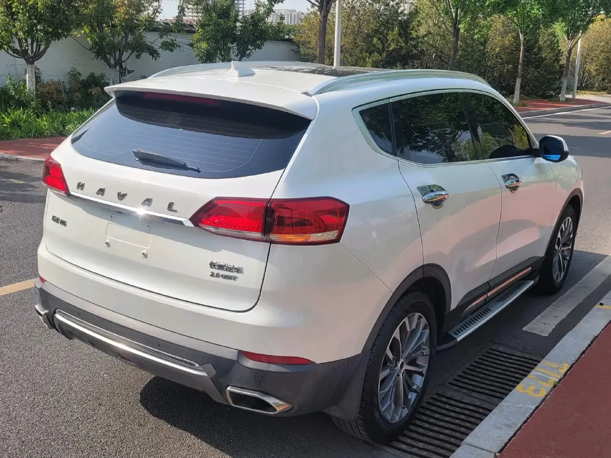 2017 Haval H6 1.5T 169HP L4 7DCT,autocango,china used car exporter,china ev exporter,chinese used car exporter,chinese used ev exporter