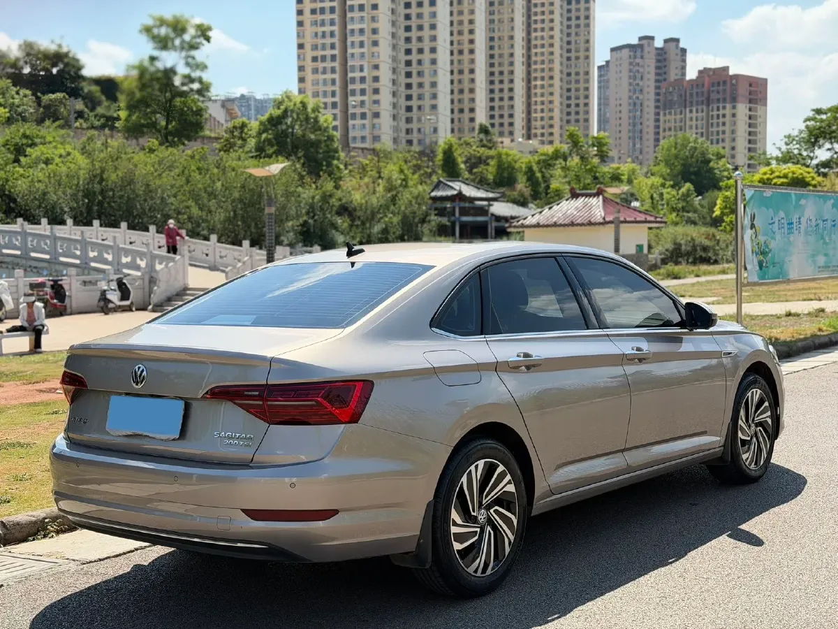2022 Volkswagen Sagitar 1.2T 116HP L4 7DCT,autocango,china used car exporter,china ev exporter,chinese used car exporter,chinese used ev exporter