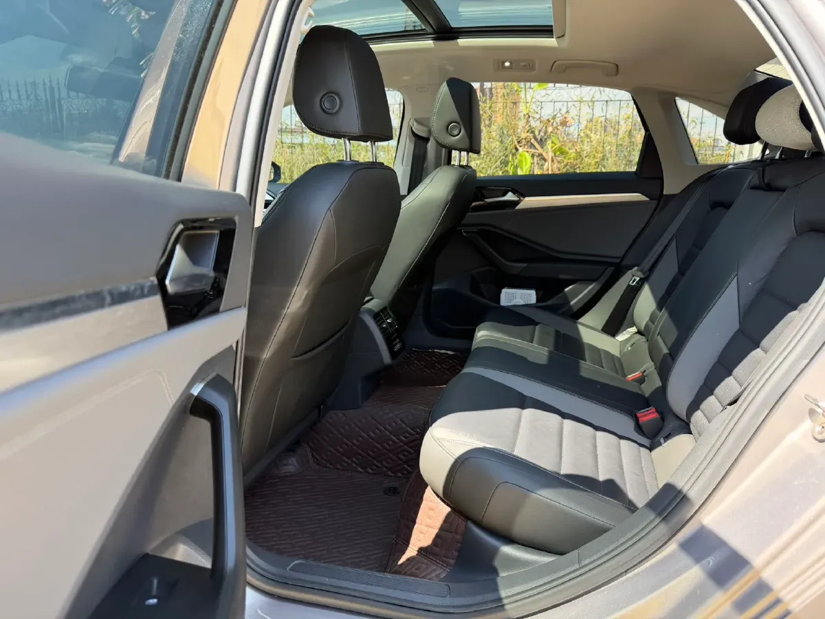 2022 Volkswagen Sagitar 1.2T 116HP L4 7DCT,autocango,china used car exporter,china ev exporter,chinese used car exporter,chinese used ev exporter