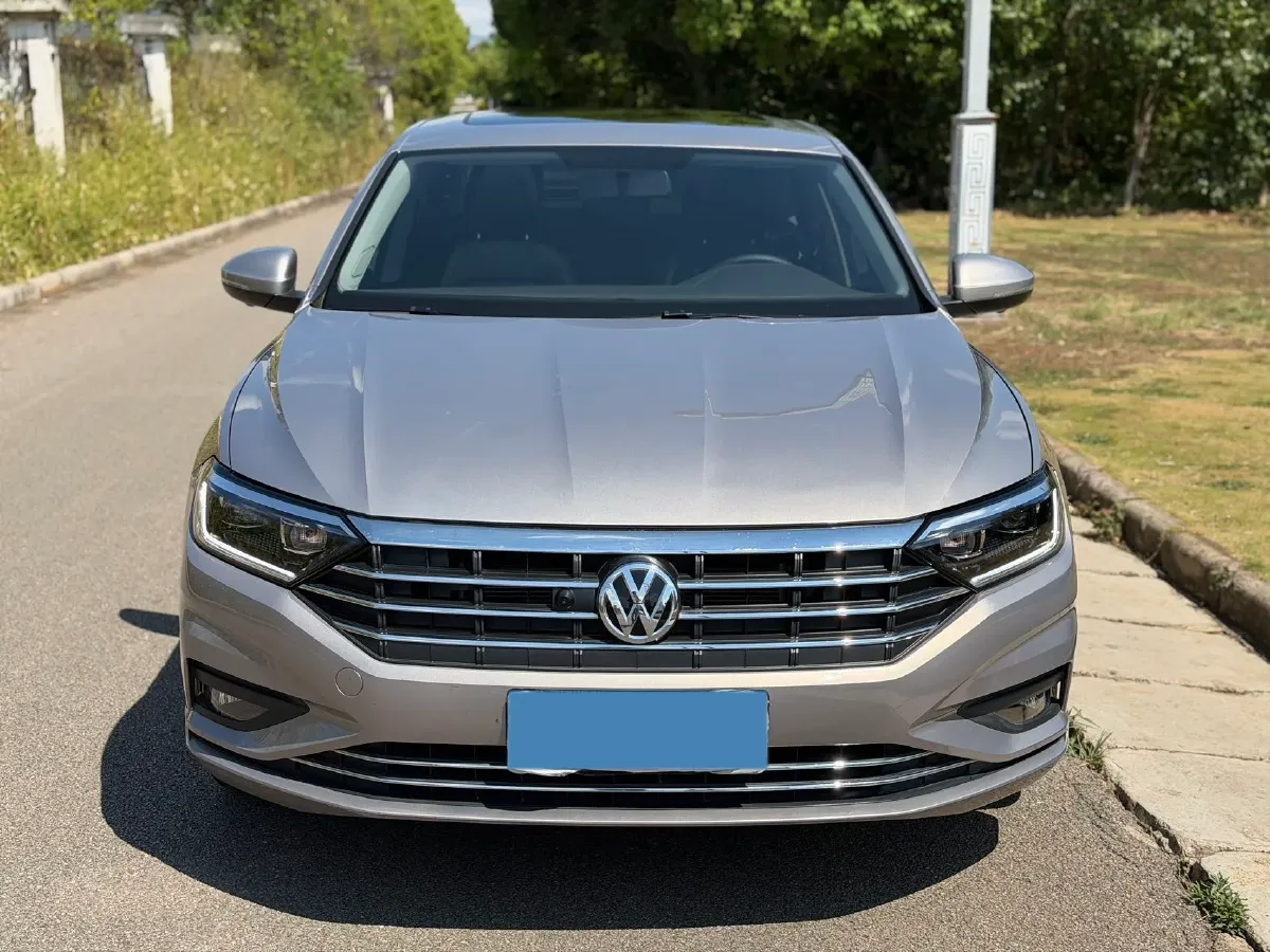 2022 Volkswagen Sagitar 1.2T 116HP L4 7DCT,autocango,china used car exporter,china ev exporter,chinese used car exporter,chinese used ev exporter