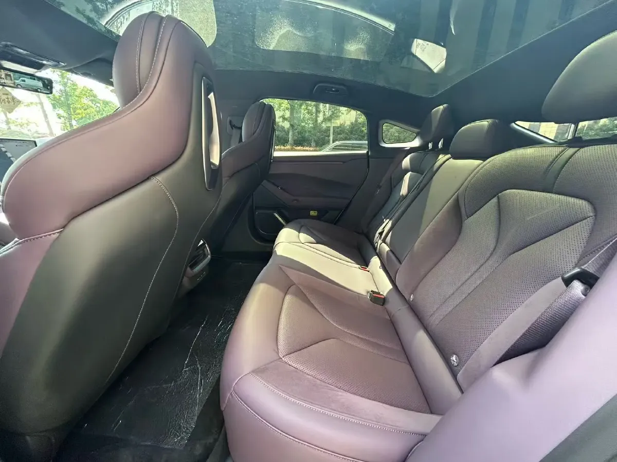 2025 Xpeng P7 BEV,autocango,china used car exporter,china ev exporter,chinese used car exporter,chinese used ev exporter