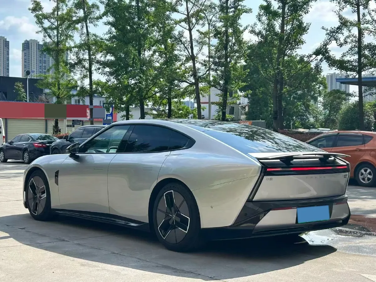 2025 Xpeng P7 BEV,autocango,china used car exporter,china ev exporter,chinese used car exporter,chinese used ev exporter