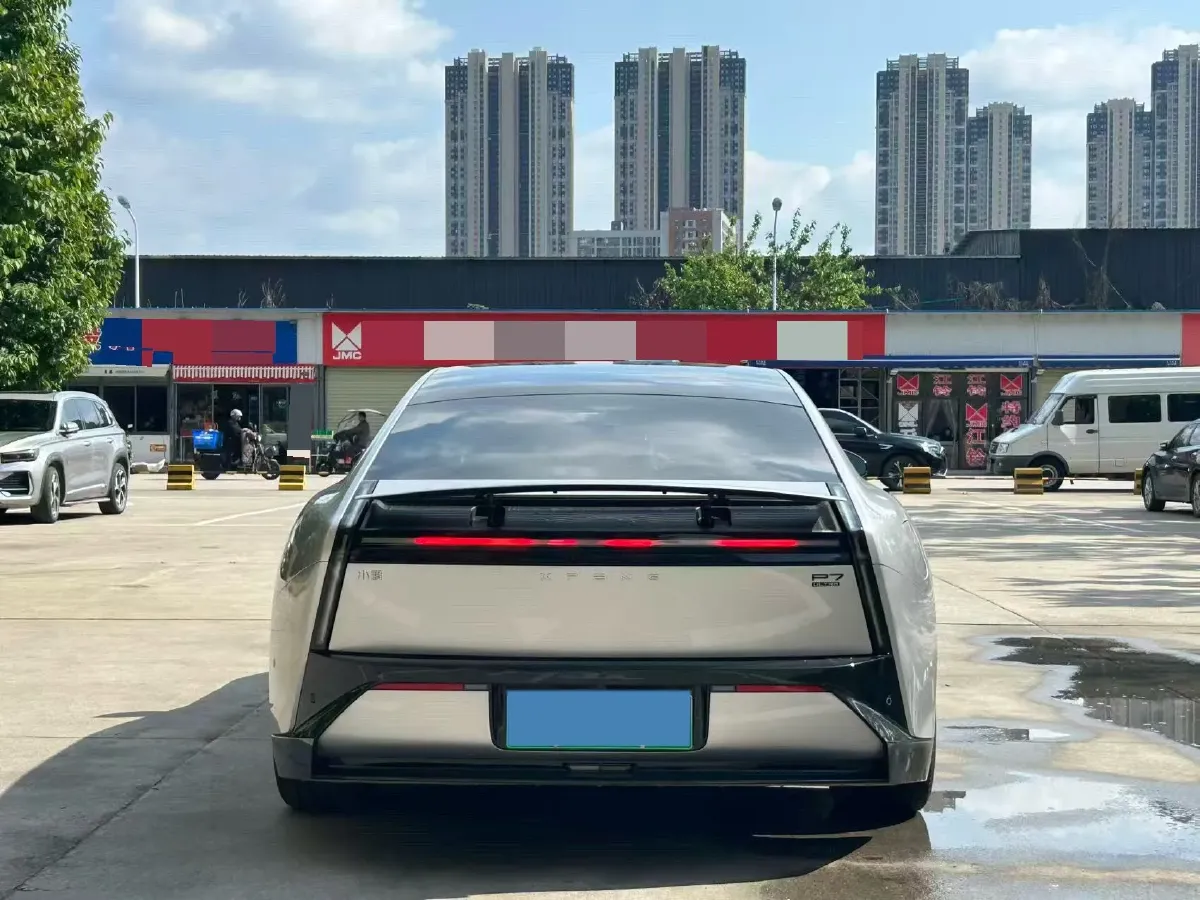 2025 Xpeng P7 BEV,autocango,china used car exporter,china ev exporter,chinese used car exporter,chinese used ev exporter
