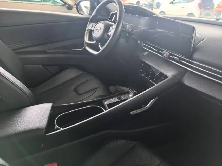 2022 Hyundai Elantra 1.5L 115HP L4 CVT,autocango,china used car exporter,china ev exporter,chinese used car exporter,chinese used ev exporter