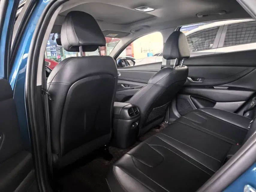 2022 Hyundai Elantra 1.5L 115HP L4 CVT,autocango,china used car exporter,china ev exporter,chinese used car exporter,chinese used ev exporter