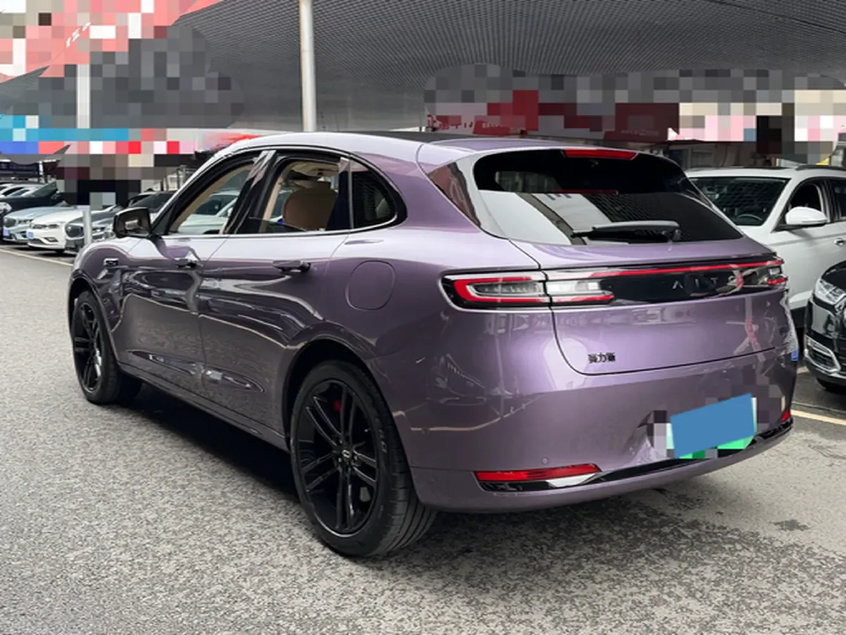2025 AITO AITO M5 1.5T 152HP L4 REEV 42KWH,autocango,china used car exporter,china ev exporter,chinese used car exporter,chinese used ev exporter