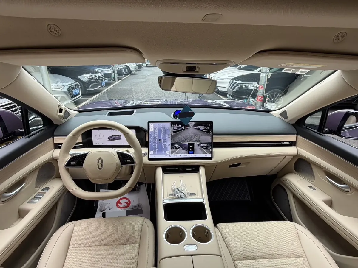 2025 AITO AITO M5 1.5T 152HP L4 REEV 42KWH,autocango,china used car exporter,china ev exporter,chinese used car exporter,chinese used ev exporter